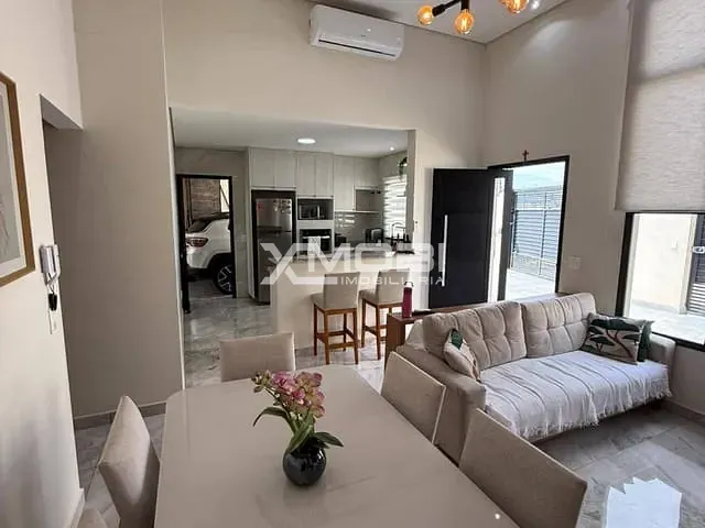 Casa 3 quartos e 2 banheiros, à venda, no bairro Jardim Vale Verde em Jundiaí