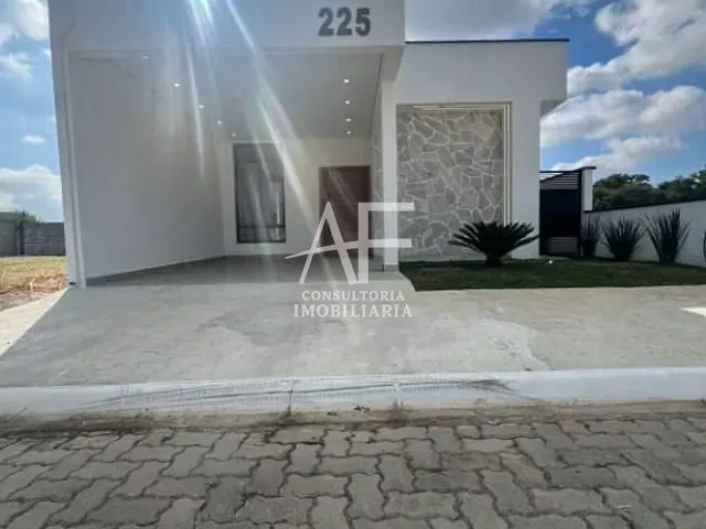 Casa com 160m² 2 quartos e 2 banheiros, à venda, no bairro Centro em Taubaté