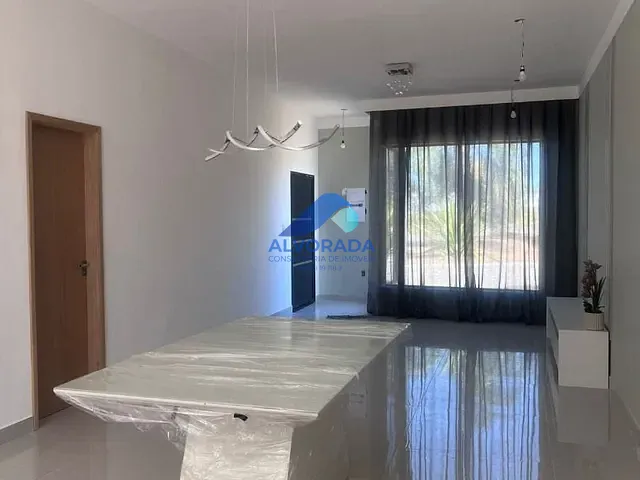 Casa 4 quartos e 2 banheiros, à venda, no bairro Chácara Ipês em Caçapava