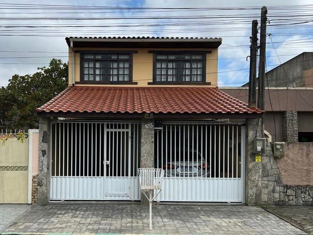 Casa com 180m² 4 quartos e 4 banheiros, à venda, no bairro Parque Aurora em Campos dos Goytacazes