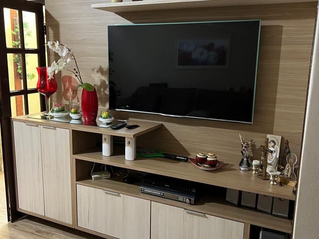 Casa com 180m² 4 quartos e 4 banheiros, à venda, no bairro Parque Aurora em Campos dos Goytacazes