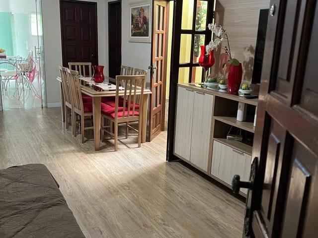 Casa com 180m² 4 quartos e 4 banheiros, à venda, no bairro Parque Aurora em Campos dos Goytacazes