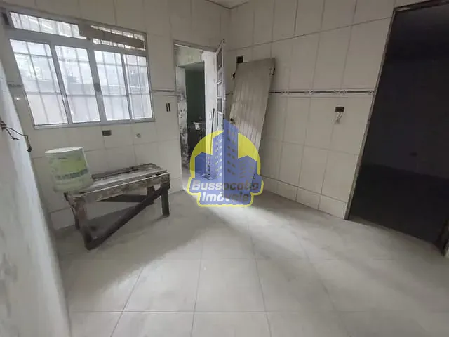 Casa com 220m² 1 quarto e 1 banheiro, para alugar, no bairro Conceição em Osasco