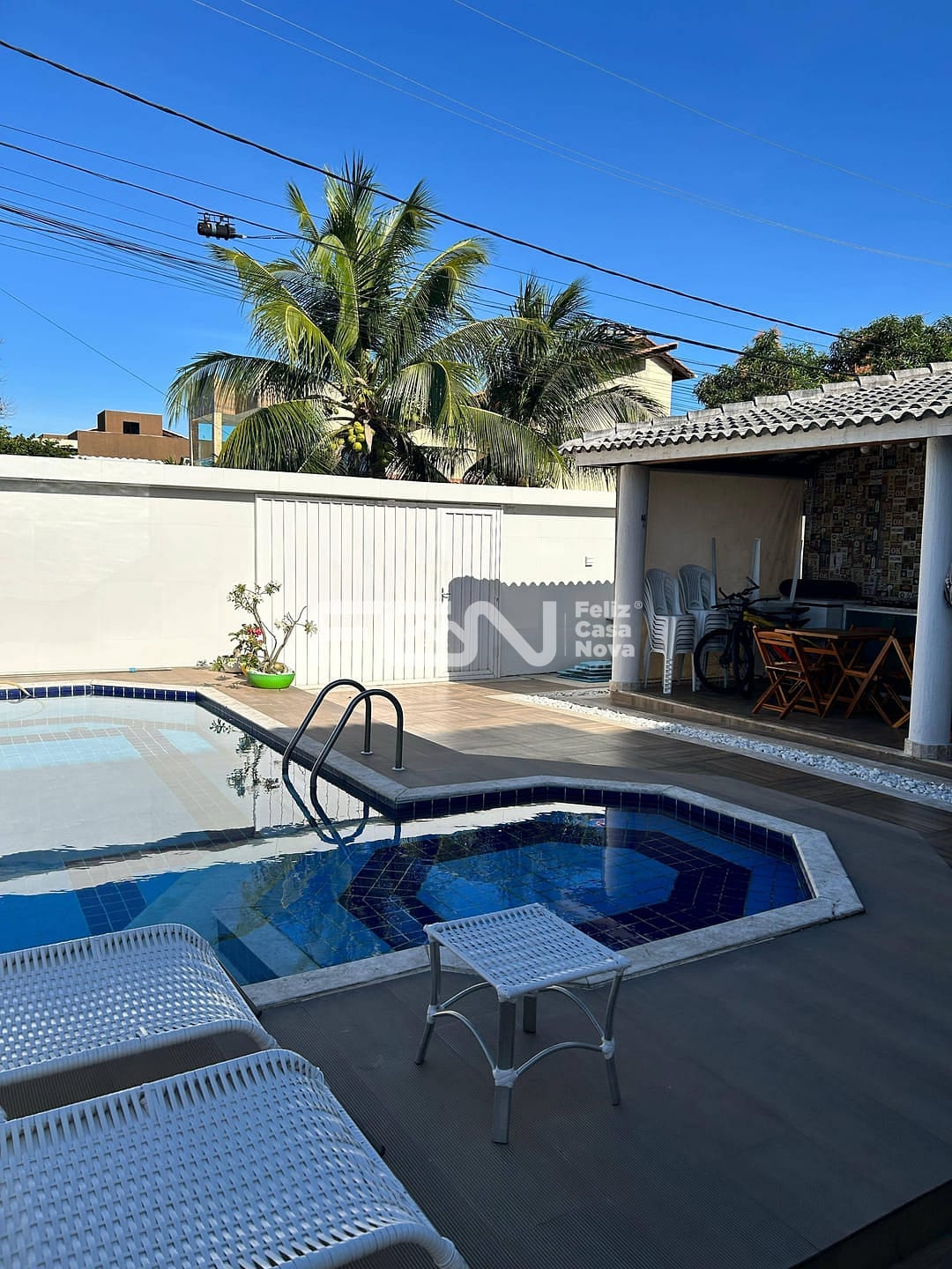 Casa, 4 quartos, 334 m² - Foto 1