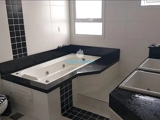 Casa com 250m² 4 quartos e 3 banheiros, à venda, no bairro Urbanova em São José dos Campos