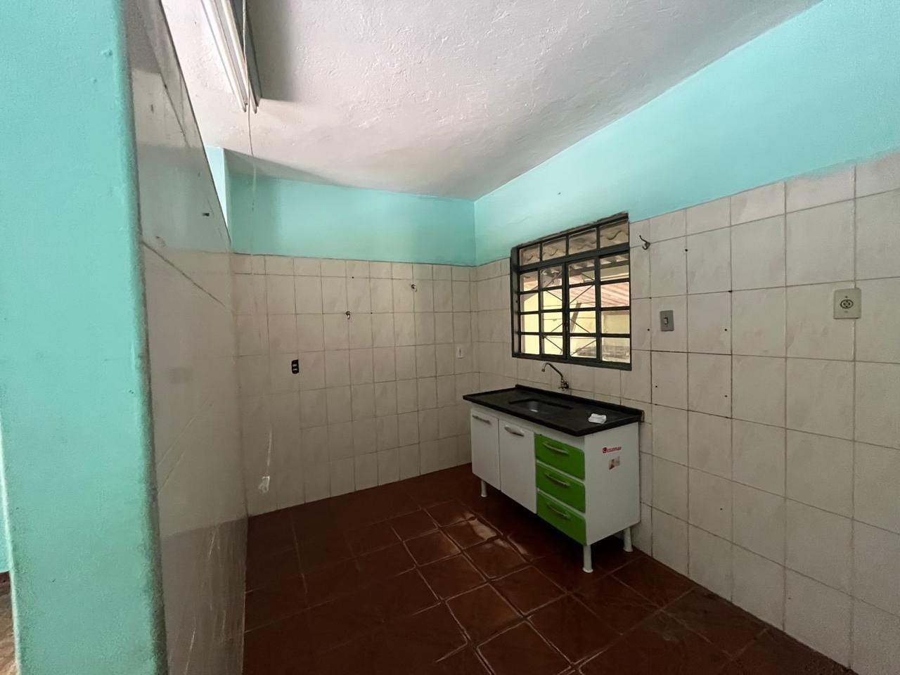 Casa para alugar com 2 quartos, 120m² - Foto 9