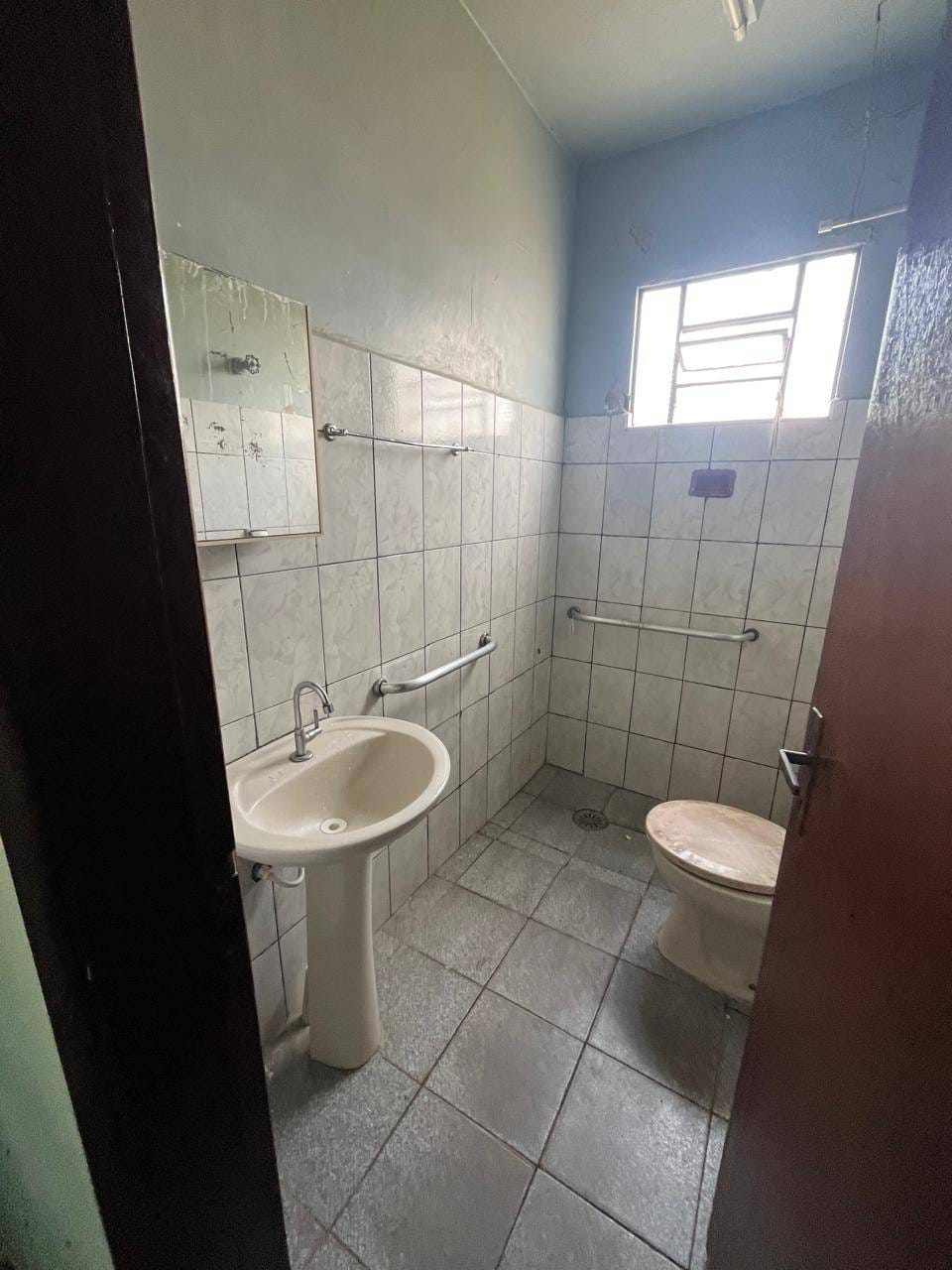 Casa para alugar com 2 quartos, 120m² - Foto 10