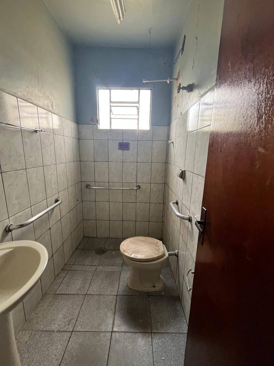 Casa para alugar com 2 quartos, 120m² - Foto 12