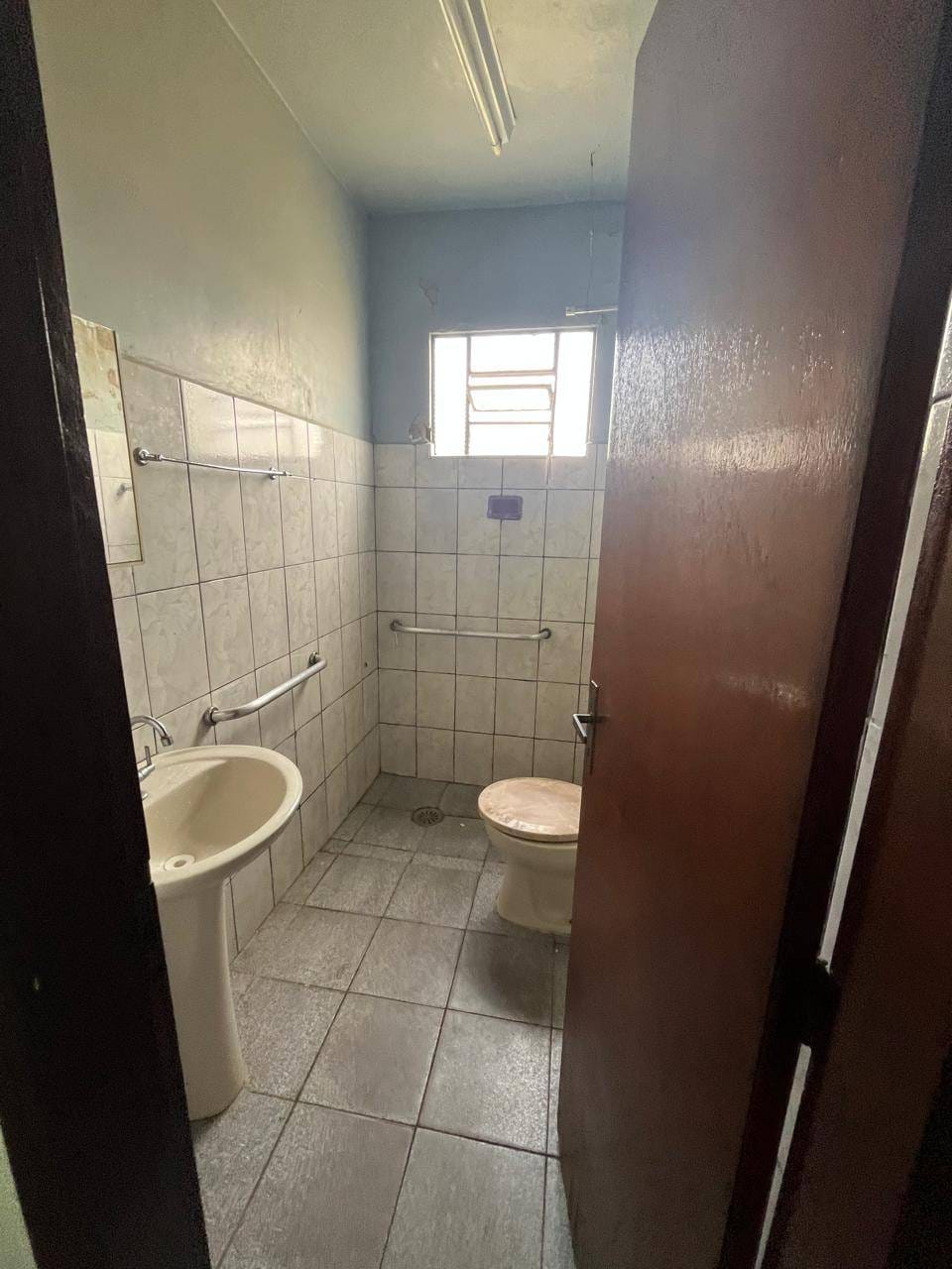 Casa para alugar com 2 quartos, 120m² - Foto 18