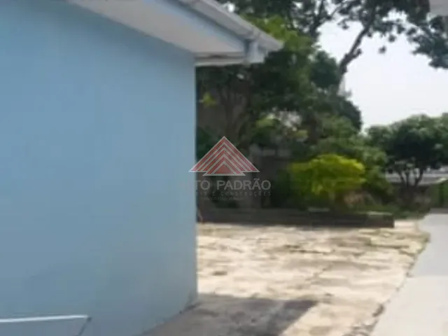 Casa com 250m² 2 quartos e 1 banheiro, à venda, no bairro Vila Bocaina em Mauá