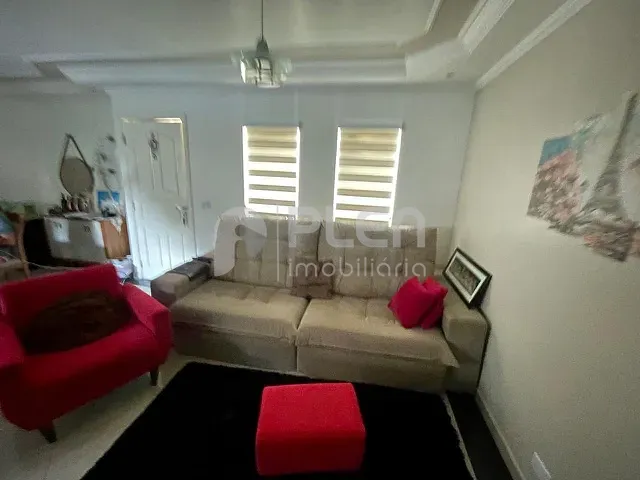 Casa com 174m² 3 quartos e 2 banheiros, à venda, no bairro Vila Mariza Mazzei em São Paulo