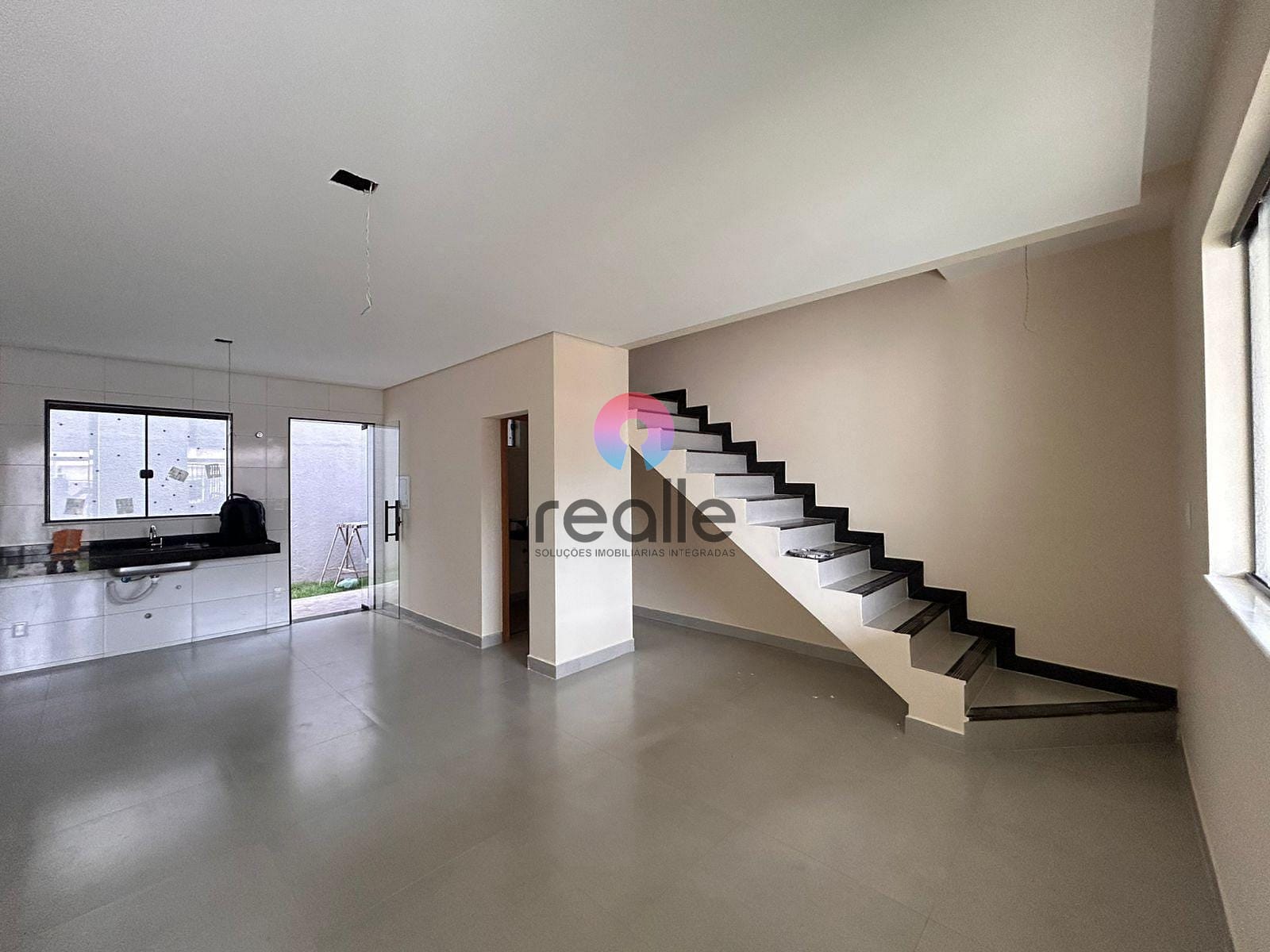 Casa, 3 quartos, 110 m² - Foto 2