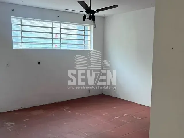 Casa com 128m² 3 quartos e 2 banheiros, à venda, no bairro Centro em Bauru