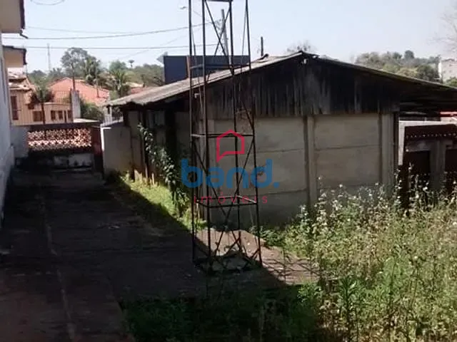 Casa com 700m² 3 quartos e 2 banheiros, à venda, no bairro Vila Progresso em Porto Feliz