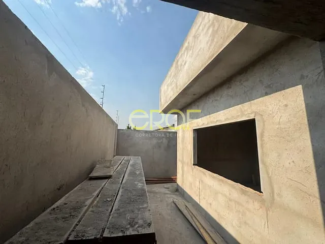 Casa 3 quartos e 2 banheiros, à venda, no bairro Jardim Califórnia em Formosa
