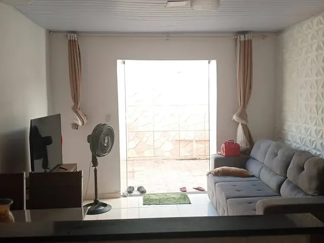 Casa 2 quartos e 1 banheiro, à venda, no bairro Gleba C em Camaçari