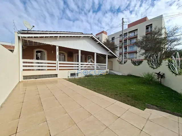 Casa 3 quartos e 2 banheiros, à venda ou para alugar, no bairro Jardim Planalto em Jundiaí