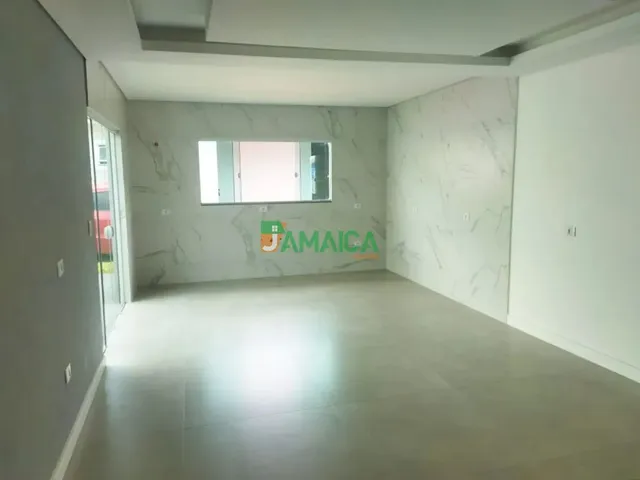 Casa 3 quartos e 3 banheiros, à venda, no bairro Estados em Fazenda Rio Grande