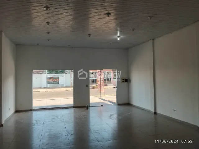 Sala com 63m², para alugar, no bairro Universitário em Campo Grande