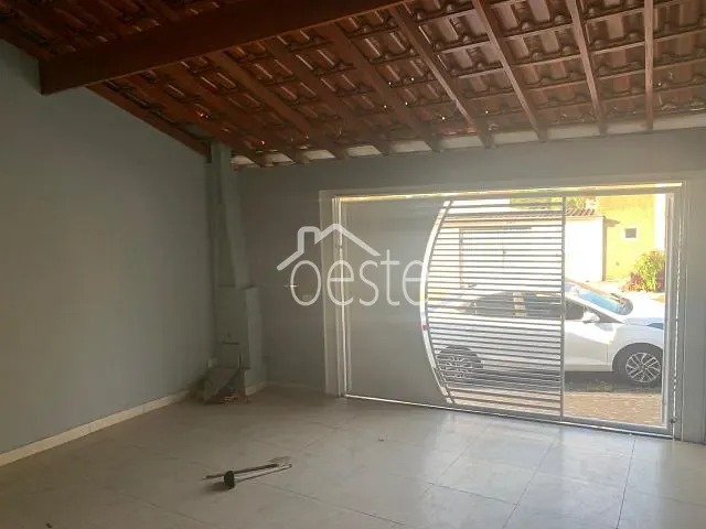 Casa com 140m² 2 quartos e 2 banheiros, para alugar, no bairro Jardim Vista Alegre em Santa Bárbara D'Oeste