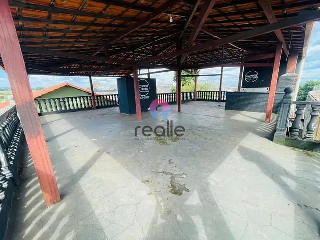 Casa 4 quartos e 2 banheiros, para alugar, no bairro Jardim Alvorada em Belo Horizonte