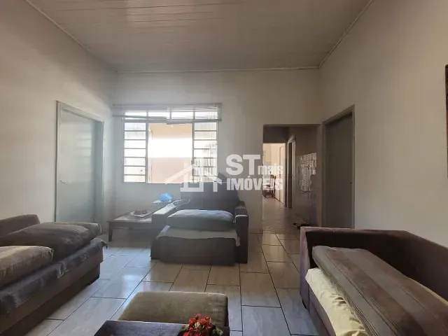 Casa com 308m² 4 quartos e 1 banheiro, à venda, no bairro Centro em Andradas