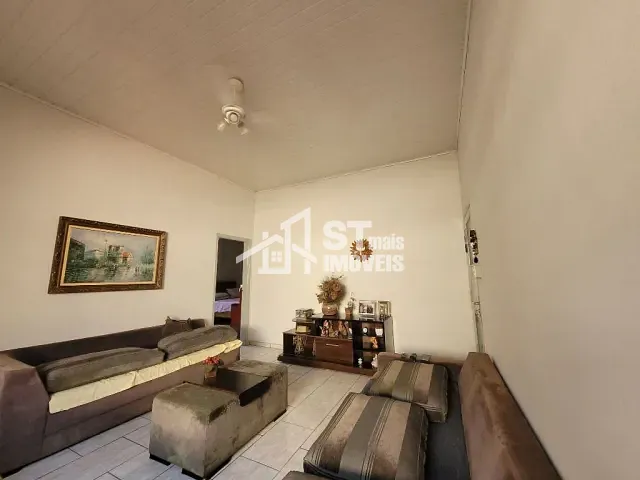 Casa com 308m² 4 quartos e 1 banheiro, à venda, no bairro Centro em Andradas