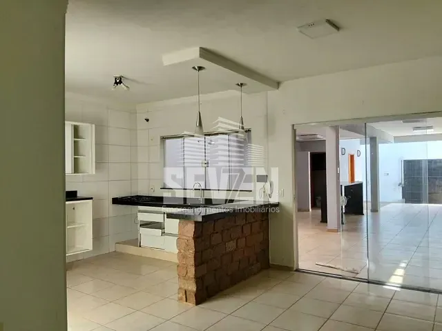 Casa com 180m² 2 quartos e 2 banheiros, à venda, no bairro Jardim Solange em Bauru
