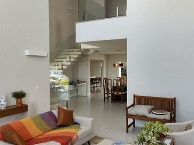 Casa com 452m² 3 quartos e 6 banheiros, à venda, no bairro Condomínio Residencial Monte Carlo em São José dos Campos