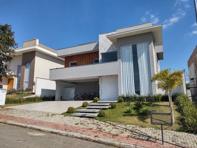 Casa com 452m² 3 quartos e 6 banheiros, à venda, no bairro Condomínio Residencial Monte Carlo em São José dos Campos