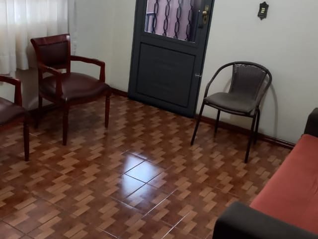 Casa com 250m² 3 quartos e 1 banheiro, à venda, no bairro Jardim Lisa em Campinas