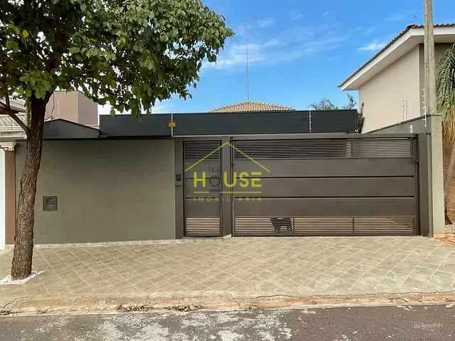 Casa com 242m² 3 quartos e 3 banheiros, à venda, no bairro Parque Residencial do Lago em Votuporanga