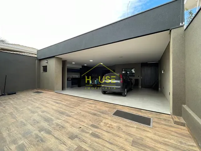 Casa com 242m² 3 quartos e 3 banheiros, à venda, no bairro Parque Residencial do Lago em Votuporanga
