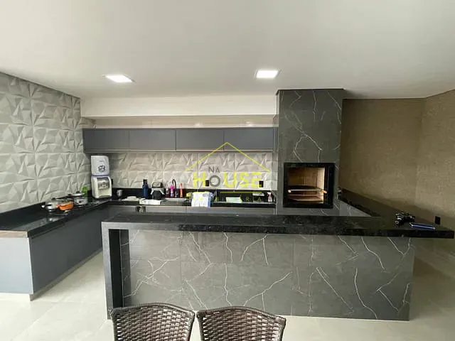 Casa com 242m² 3 quartos e 3 banheiros, à venda, no bairro Parque Residencial do Lago em Votuporanga