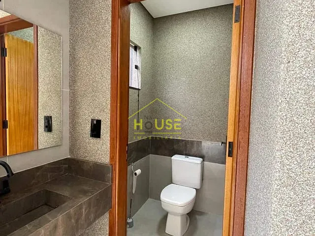 Casa com 242m² 3 quartos e 3 banheiros, à venda, no bairro Parque Residencial do Lago em Votuporanga