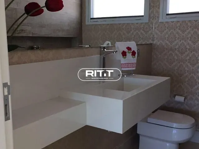 Casa com 500m² 4 quartos e 2 banheiros, à venda ou para alugar, no bairro Nações em Valinhos