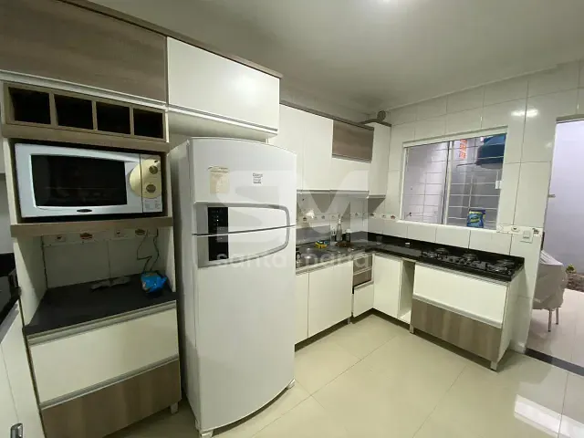 Casa 3 quartos e 1 banheiro, para alugar, no bairro Efapi em Chapecó