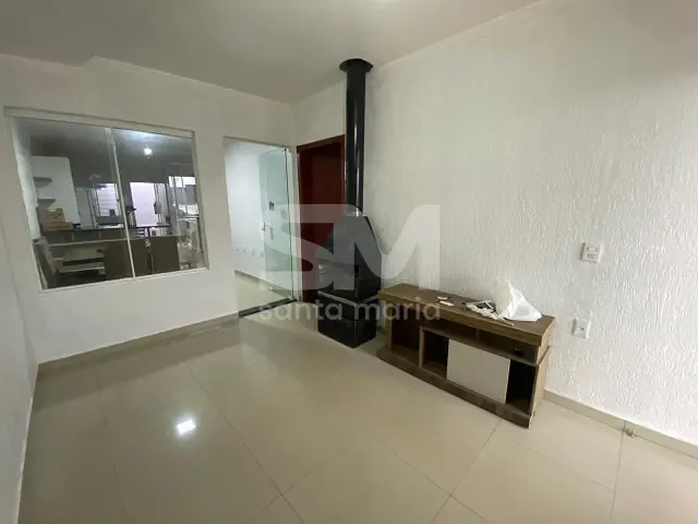 Casa 3 quartos e 1 banheiro, para alugar, no bairro Efapi em Chapecó