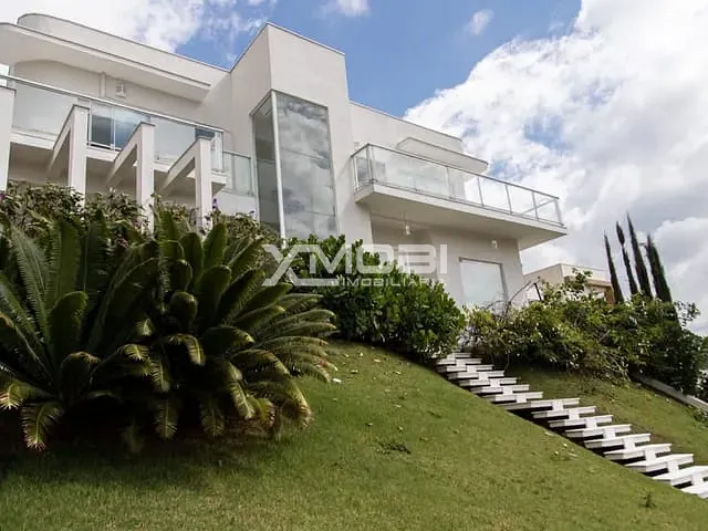 Casa 4 quartos e 5 banheiros, à venda, no bairro cambarah em Jarinu