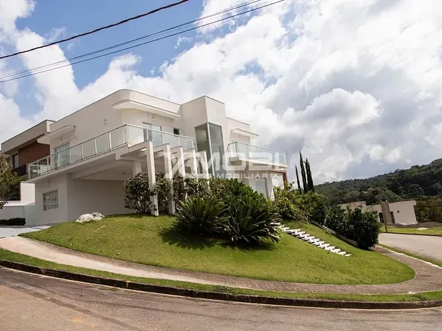 Casa 4 quartos e 5 banheiros, à venda, no bairro cambarah em Jarinu