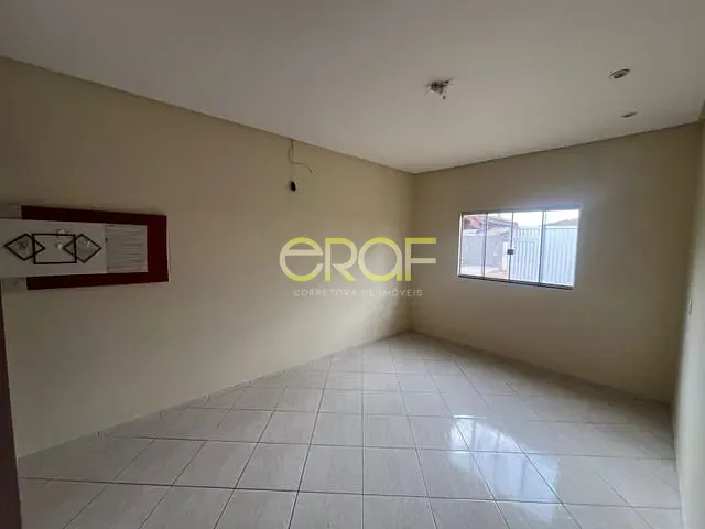 Casa com 300m² 2 quartos e 2 banheiros, à venda, no bairro Jardim Califórnia em Formosa