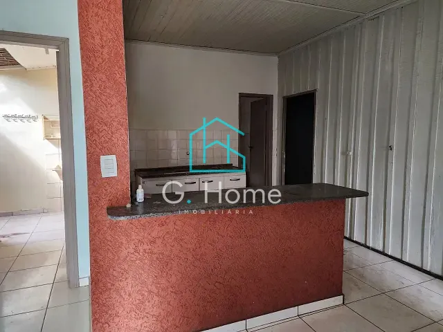 Casa com 310m² 3 quartos e 2 banheiros, à venda, no bairro Jardim Meton em Londrina