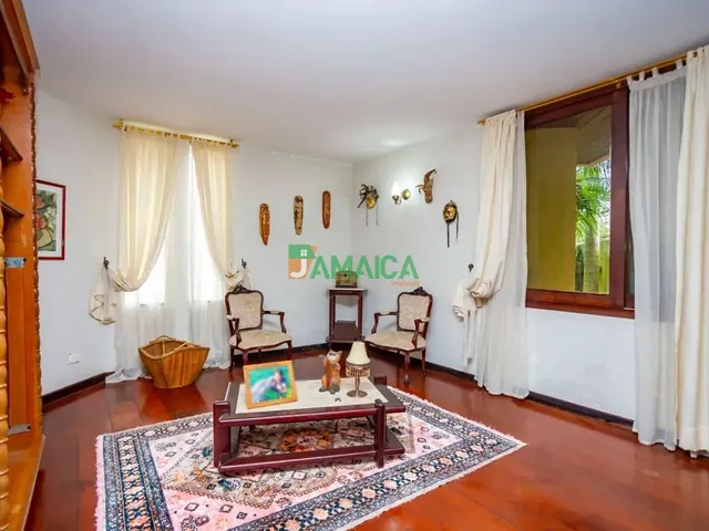 Casa 5 quartos e 11 banheiros, à venda, no bairro Rebouças em Curitiba