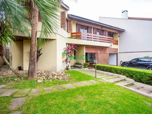 Casa 5 quartos e 11 banheiros, à venda, no bairro Rebouças em Curitiba