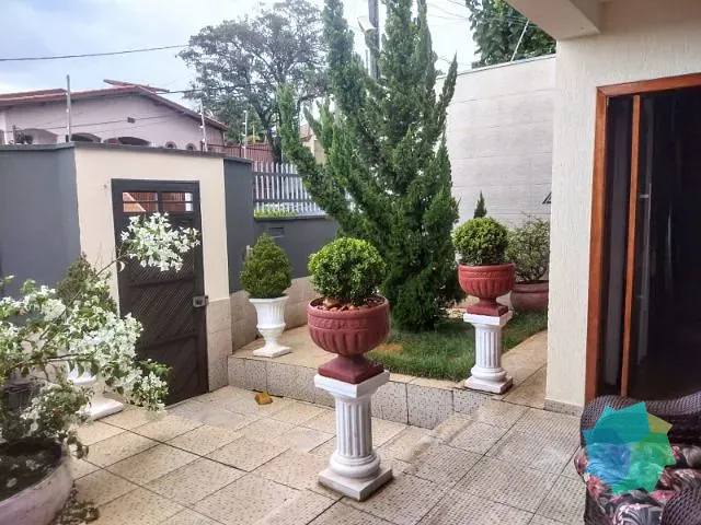 Casa com 360m² 3 quartos e 3 banheiros, à venda, no bairro Jardim Celani em Salto