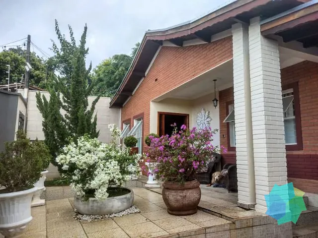 Casa com 360m² 3 quartos e 3 banheiros, à venda, no bairro Jardim Celani em Salto