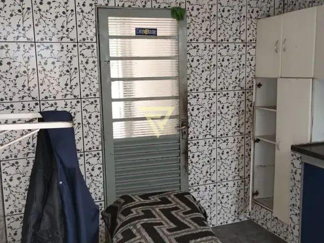 Casa com 200m² 4 quartos e 2 banheiros, à venda, no bairro Quintino Facci II em Ribeirão Preto