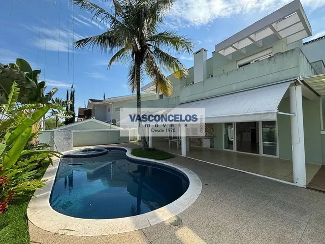 Casa com 490m² 5 quartos e 6 banheiros, à venda, no bairro Jardim das Colinas em São José Dos Campos
