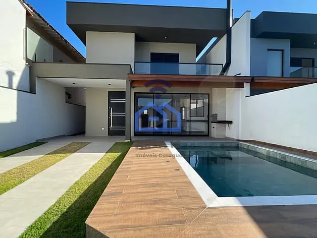 Casa com 250m² 4 quartos e 3 banheiros, à venda, no bairro Capricórnio em Caraguatatuba