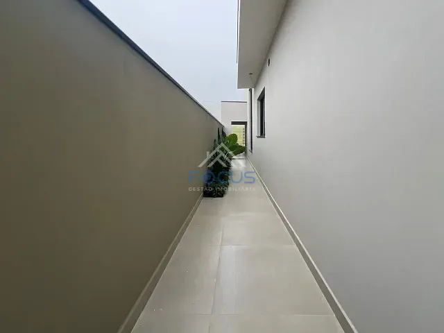 Casa com 360m² 3 quartos e 2 banheiros, à venda, no bairro Residencial Villagio Azzure em Itupeva
